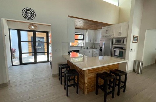 Potrero House | Huge 5 Bedroom Beach Home in Surfside Playa Potrero!