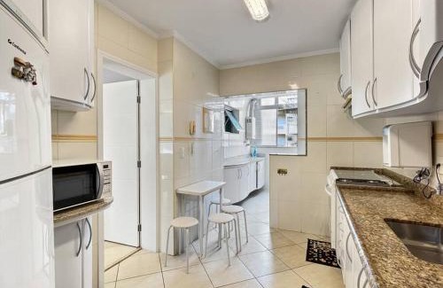 Jardim Centenario Apartment | Huge balcony Pool 1Ensuite AC French Style