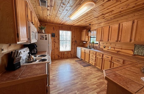 Ringold Cabin | Huge fire pit, NEW hot tub, outdoor deck, quiet area, less than a mile to lake