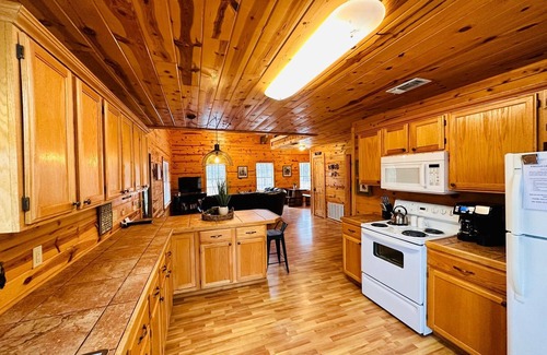Ringold Cabin | Huge fire pit, NEW hot tub, outdoor deck, quiet area, less than a mile to lake