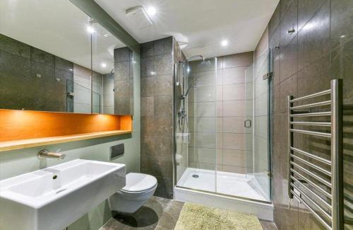 City of Westminster House | Huge Mansion Villa by Mayfair & Hyde Park