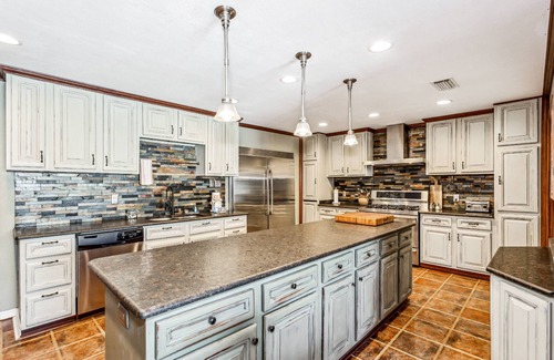 Northeast Pensacola House | Huge Private Pool & Yard |Backyard Beach Barbecue |Fenced |Dogs Ok |Hammock |Fire Pit |Game Room