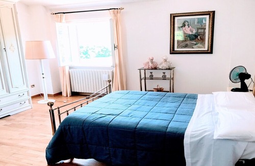 Spoleto Villa | HUGE SPOLETO VILLA/EXCLUSIVE POOL/SLEEPS 18