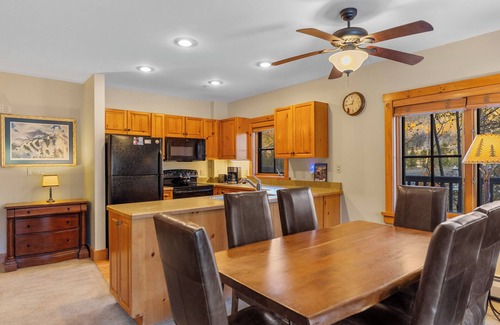 River Run Condo | Huge Wraparound Balcony w/Beautiful Views, King Bed, Walk to Lifts, Views