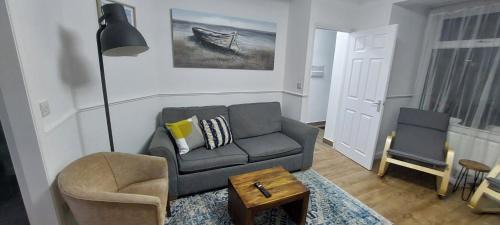 Hull House | Hull 3Bed House-Driveway-Garden-FamilyFriendly