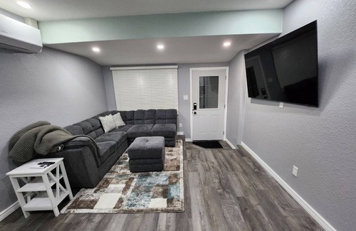 Scottsbluff House | Humble Home Charming 2-bedroom house with WiFi and AC in fantastic Scottsbluff