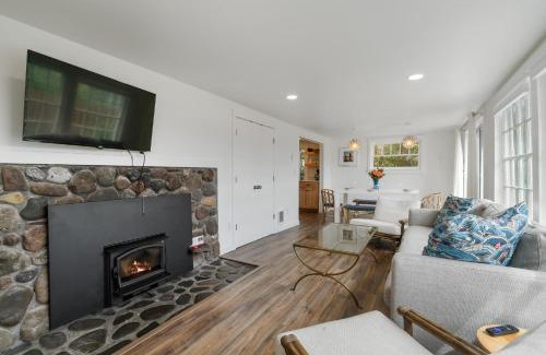 Manzanita House | Hummingbird Cottage-MCA #50070