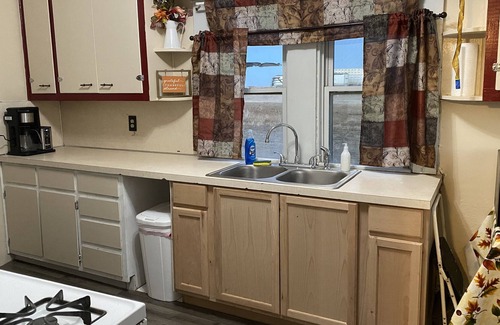 Max Other | Hunter’s Paradise