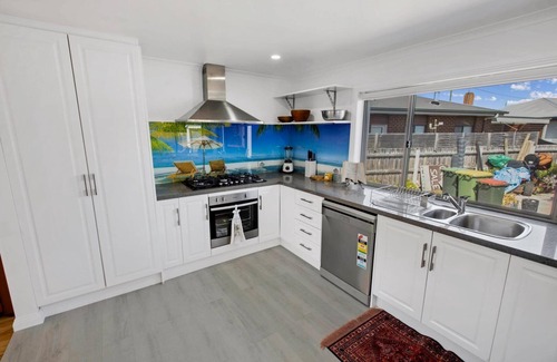 Paynesville House | Huntingdale - Close to the lake, everything you need to enjoy your getaway