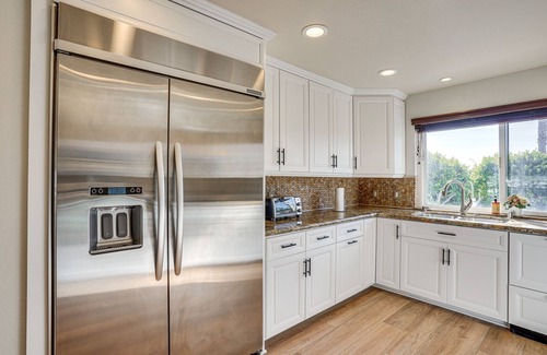 Huntington Beach Condo | Huntington Beach Condo - Walk to the Ocean!