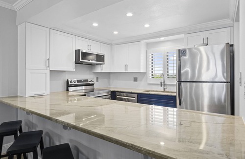Miramar Beach Condo | Huntington By The Sea 402 - Gulf Front, Community Pool, Free Beach Service!