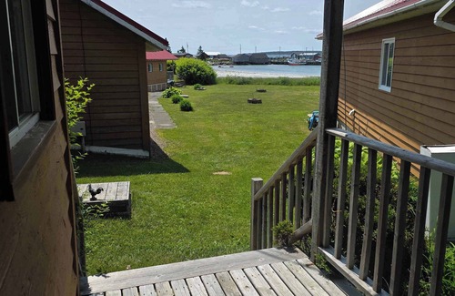 Hunts Point Cabin | Hunts Point 1-BR Coastal Retreat - Cottage # 5