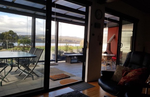 Franklin Apartment | Huon Burrow -Water views, Underground cozy retreat