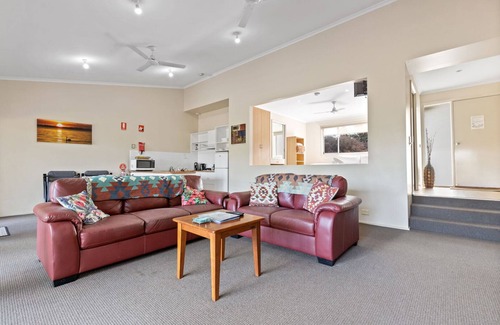 Forge Creek House | Huon - Waterfront Retreat: Secluded lodges perfect for nature lovers