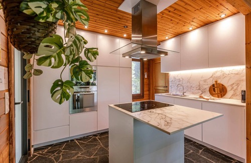 Knesselare Ski Chalet | Huswell - Tranquil and cozy chalet in the heart of Ursel