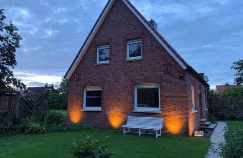 Rysum House | Huus an't Zingel - Holiday home in Krummhörn-Rysum