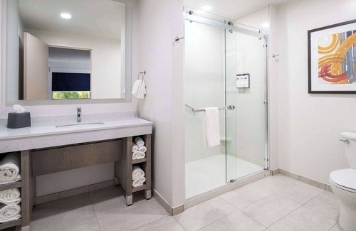 Lake Orion Hotel | Hyatt House Auburn Hills/Detroit
