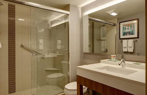 Lansing Hotel | Hyatt Place Lansing Eastwood Towne Center