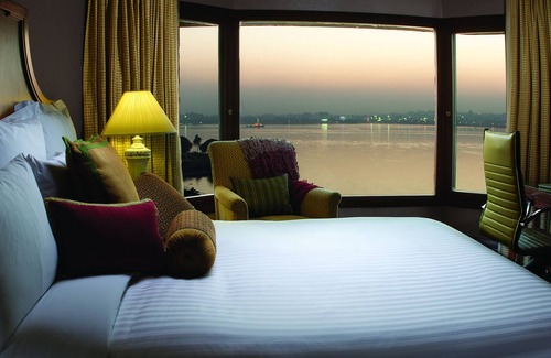 Hyderabad Hotel | Hyderabad Marriott Hotel & Convention Centre