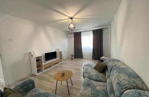 Bailesti Apartment | I Apartment