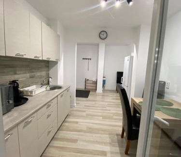 Bailesti Apartment | I Apartment