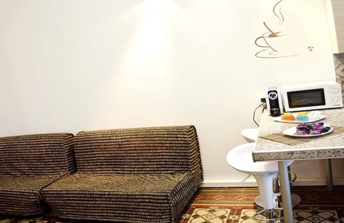 Caltagirone House | I Colori della Sicilia Guesthouse, B&B, vacation home