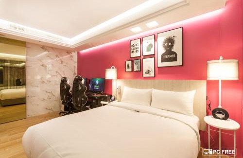 Zhongli District Hotel | i hotel 中壢館