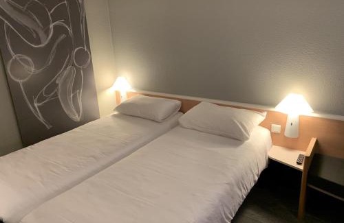 Auray Hotel | Ibis Auray