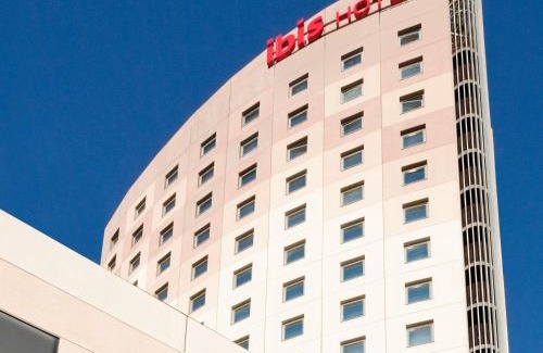 Porta Hotel | Ibis Barcelona Meridiana