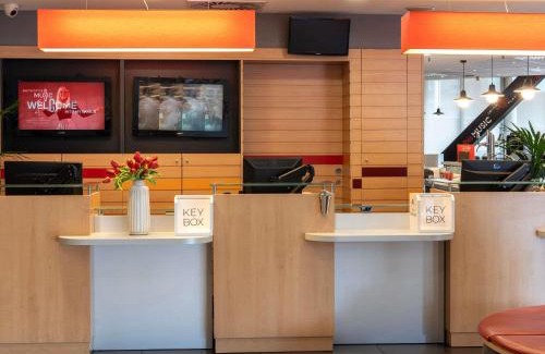Porta Hotel | Ibis Barcelona Meridiana