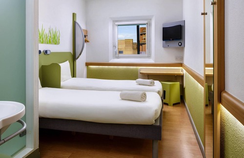 London Borough of Hounslow Hotel | ibis budget London Hounslow