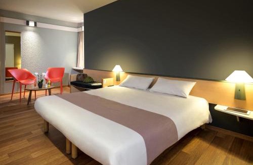 Charleroi Hotel | ibis Charleroi Centre Gare