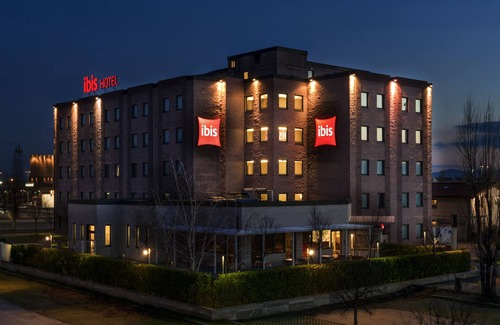 Campi Bisenzio Hotel | ibis Firenze Prato Est