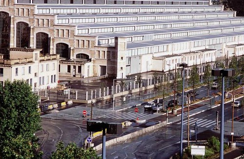 Yves Farge - Le Fleuve Hotel | ibis Lyon Gerland Musee des Confluences