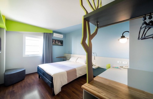Sao Francisco Hotel | ibis Styles Curitiba Centro Cívico