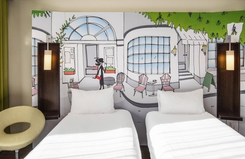 Center Hotel | ibis Styles Evry Courcouronnes Hotel and Events