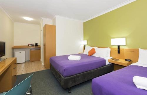 Tarcoola Beach Hotel | ibis Styles Geraldton