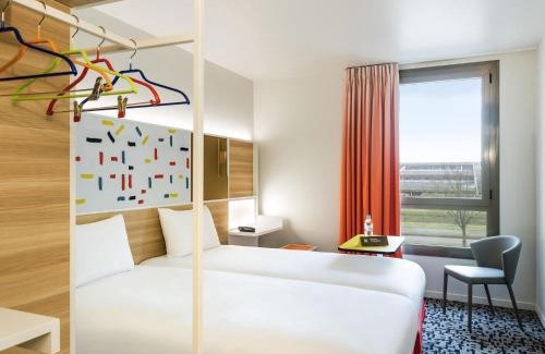Guyancourt Hotel | ibis Styles Guyancourt Versailles