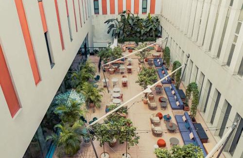 Huerta del Pilar Hotel | Ibis Styles Sevilla City Santa Justa