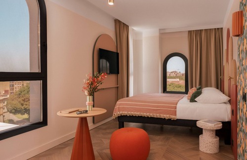 Huerta del Pilar Hotel | Ibis Styles Sevilla Santa Justa