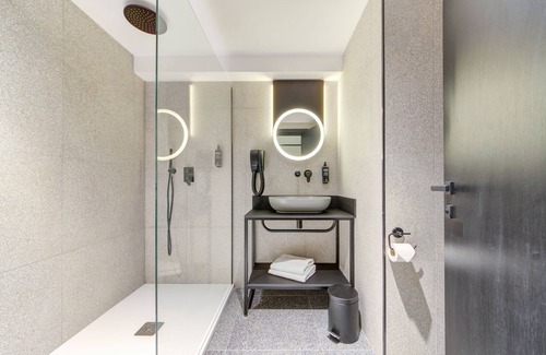 Qawra Hotel | Ibis Styles St. Paul's Bay Malta