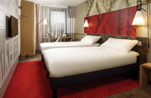 St. Thomas Hotel | ibis Swansea