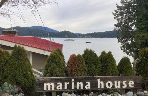 Gibsons House | Iconic 3-Story Waterfront 'Marina House' w/View