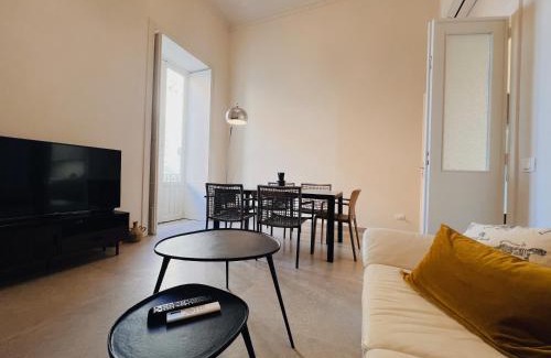 Ortigia Apartment | Iconic Ortigia Residence - CarAccess PrimeLocation DiningGuide
