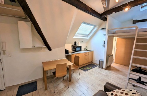 Les Halles Apartment | ID 348 - Chatelet/Blvd Sébastopol - Paris 1st - Studio/Mezzanine