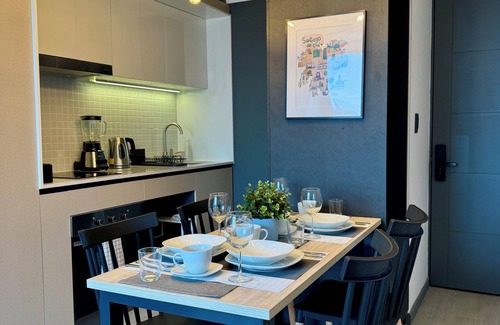 Downtown Santiago Apartment | Ideal apartment a few steps from La Moneda in Santiago, air-conditioned with wifi.