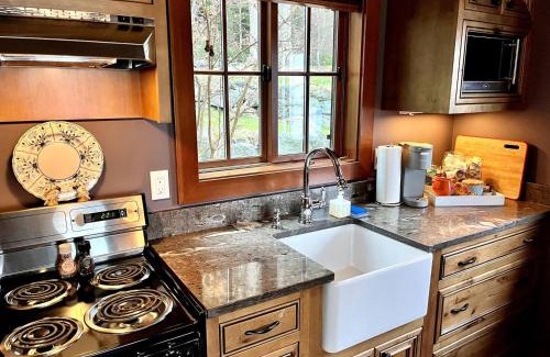 Friday Harbor House | Ideal Beachfront Retreat Experience Gorgeous!