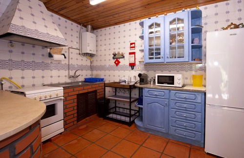 Baiao Cottage | Ideal Country House for Pool/Pool, BBQ