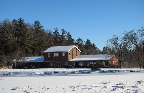 East Tawas House | Ideal getaway for nature lovers!