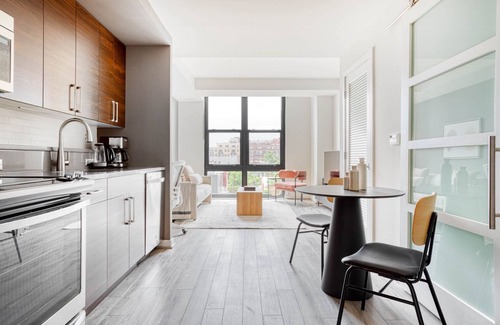 H Street Corridor Apartment | Ideal H Street 1BR w/Pool, Gym & Concierge, next to WF, by Blueground